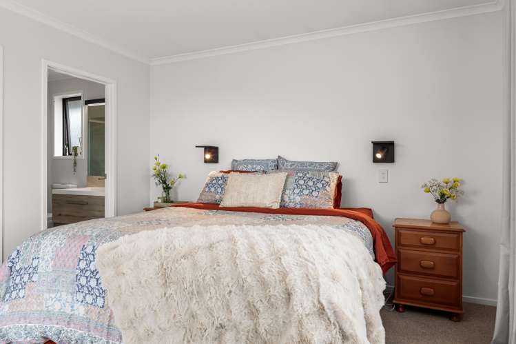 23 Opouatu Avenue Glenbrook_11