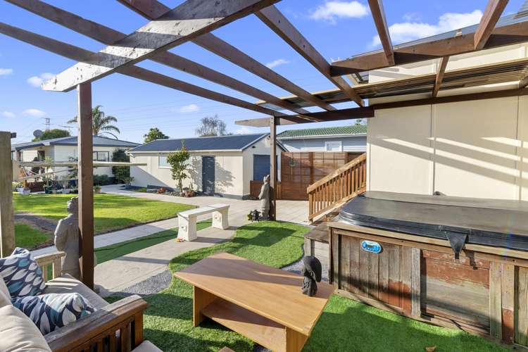 6 Marlene Avenue Te Atatu South_11