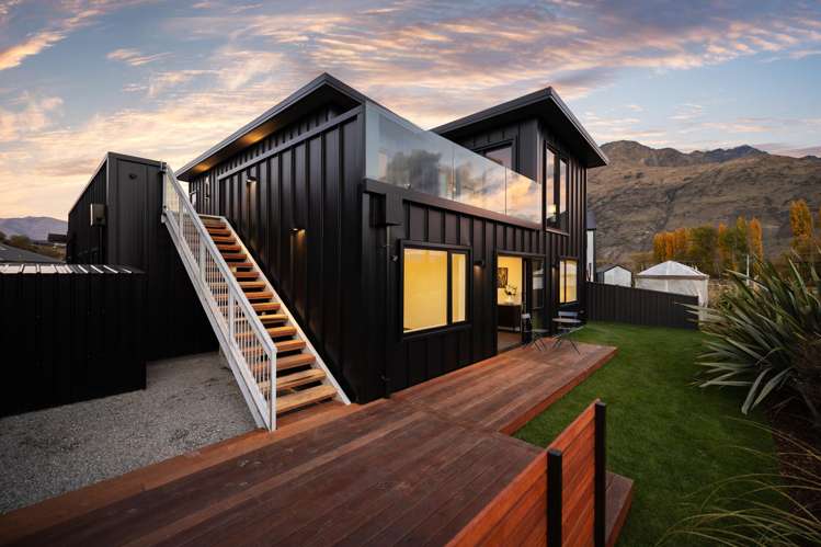 9 Walton Way Lower Shotover_28