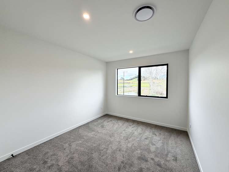 84 Tukutata Crescent Milldale_17