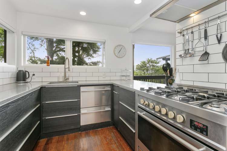 6 Victory Road Laingholm_7