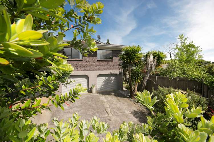 23 Longfellow Parade Glen Eden_0