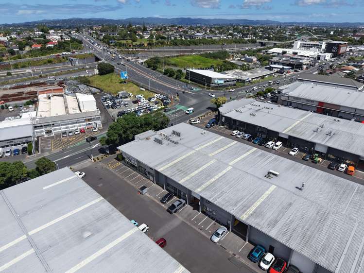 159-161 Stoddard Road Mt Roskill_2