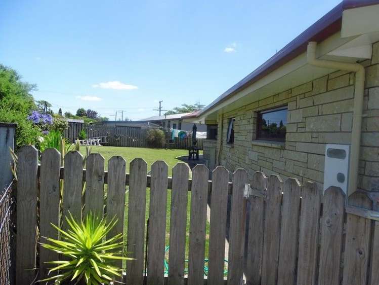54 Thames Road Paeroa_14