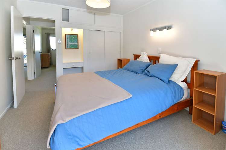 2/1 Pine Road Orewa_10