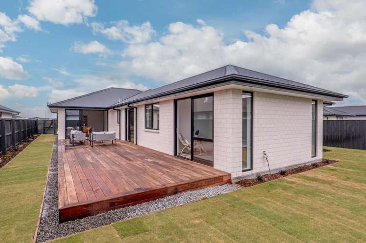 12 Coach Way Rolleston_17