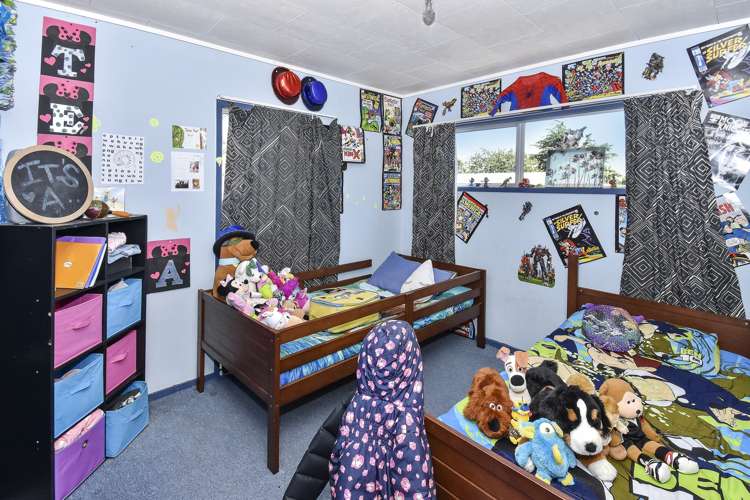 92 Burundi Avenue Clendon Park_5