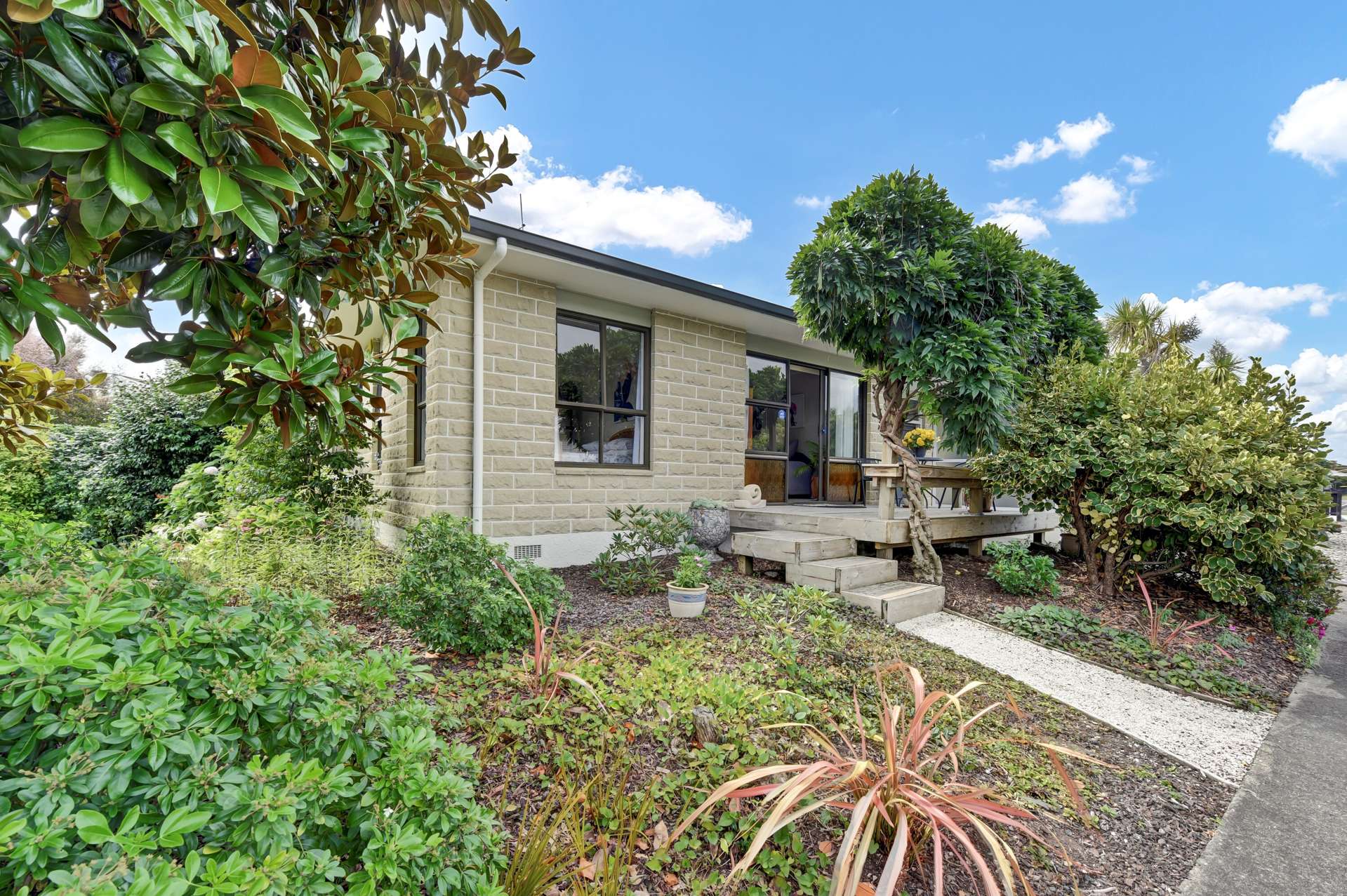 1/2 Field Place Richmond_0