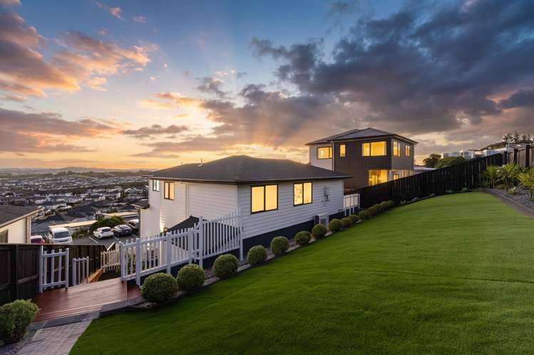 17 Manawanui Way Orewa_35