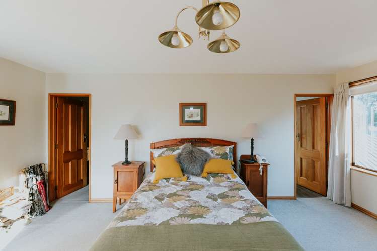 283 Parsons Road Weston_8