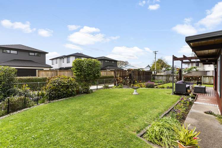 38 Youngs Road Papakura_6