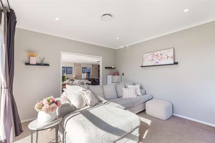 37 Siren Street Wainui_9