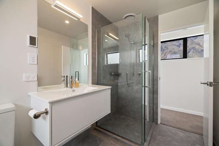 4 Shallow Close Jacks Point_15