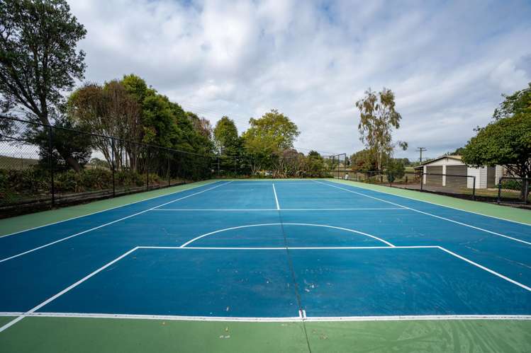 2/134 Barrett Road Temple View_21