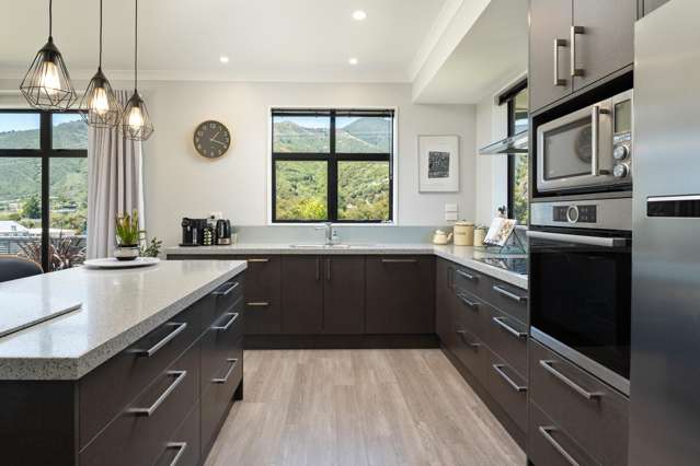 10 Admiralty Place Waikawa_1