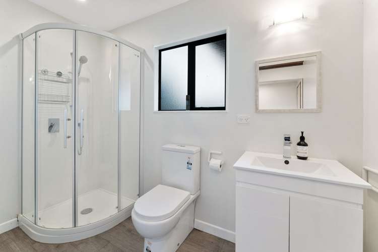 37 Westhaven Drive Tawa_12