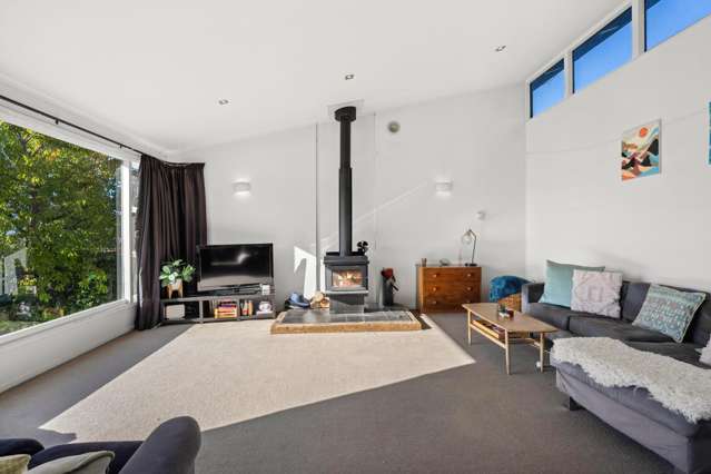 6 Wynyard Crescent Fernhill/Sunshine Bay_2