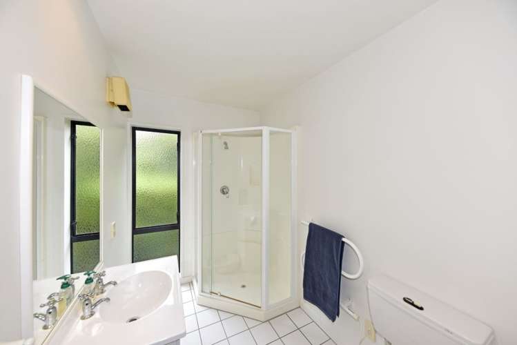 2/2 Brookford Place Westmorland_10