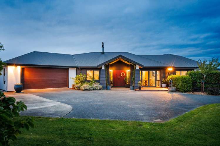 93 Mount Taylor Drive Feilding_1