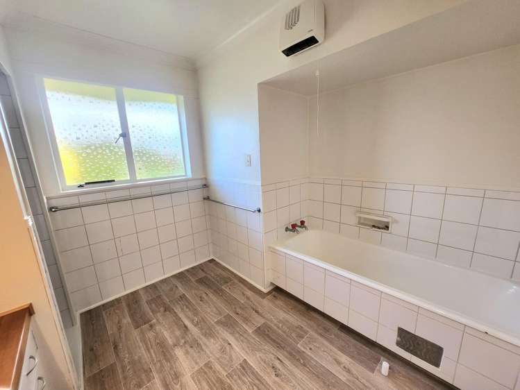 27 Newcastle Street Hampden_7