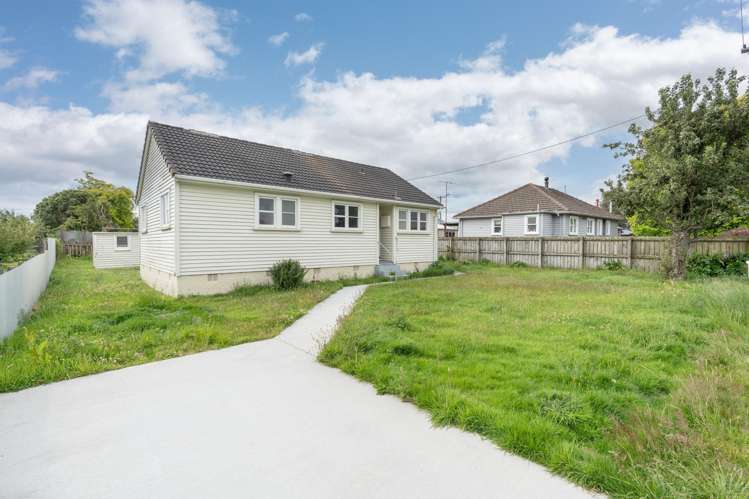 90 Spenser Street Milton_11