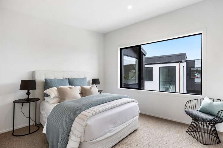 18A The Esplanade Eastern Beach_18