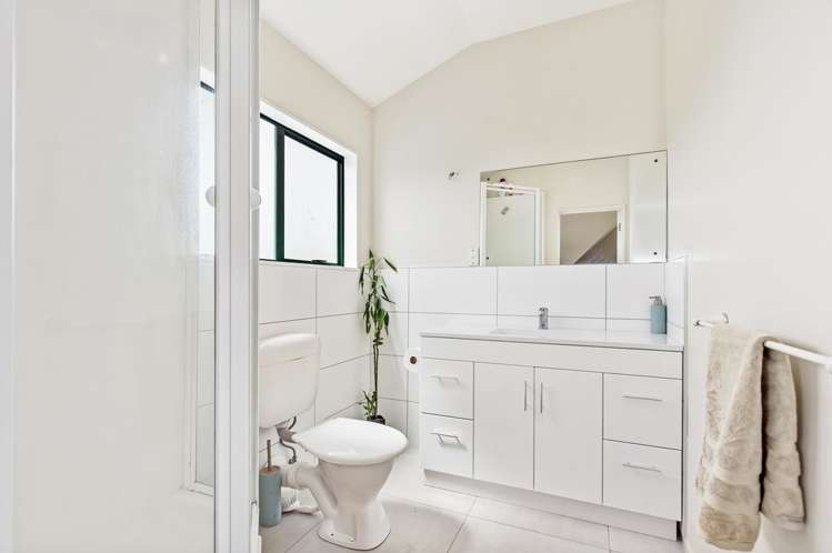 78 Tington Avenue Wattle Downs_13