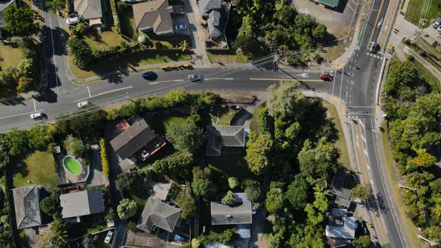 8 Makora Road Massey_4