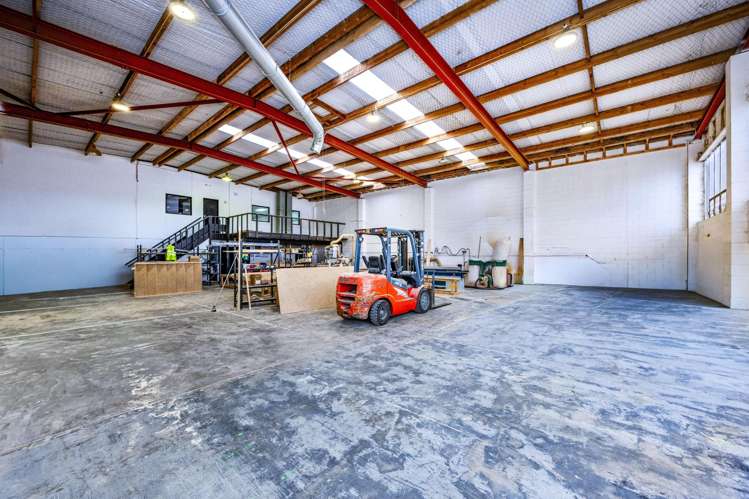 187-189 Archers Road Wairau Valley_4