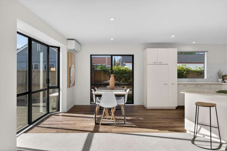 2/8 Fovant Street Russley_6