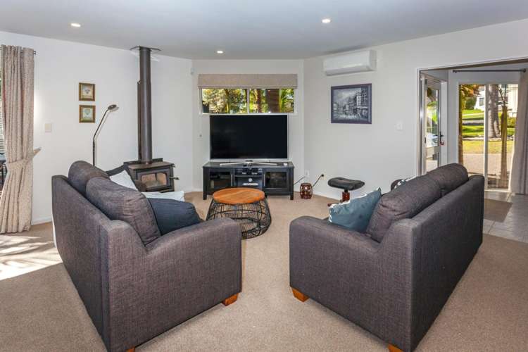 404 Waterways Parade Pauanui_11