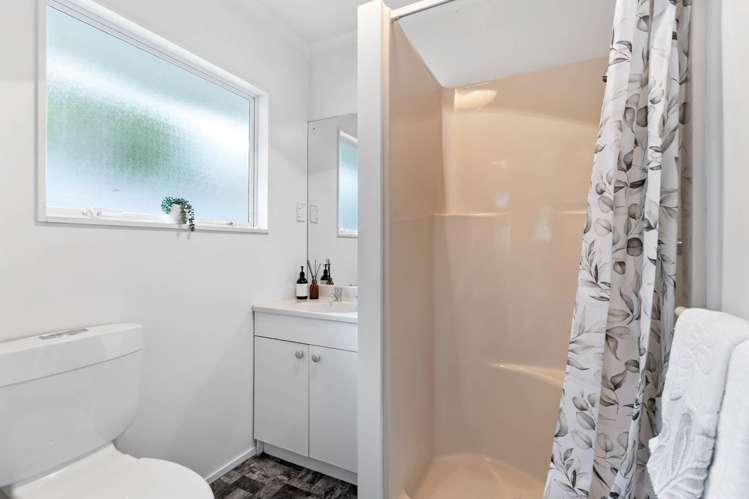 9 Redfern Lane Glenfield_11