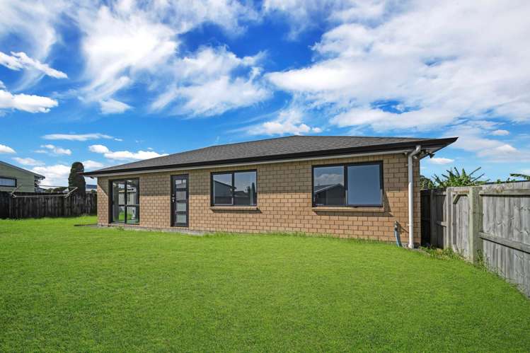 1/25 Kennington Drive Clendon Park_14