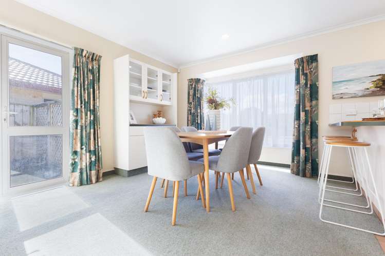 84 Guildford Drive Paraparaumu_4
