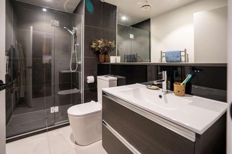 317/21 King Street Mount Cook_8