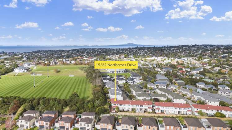 15/22 Northcross Drive Oteha_25