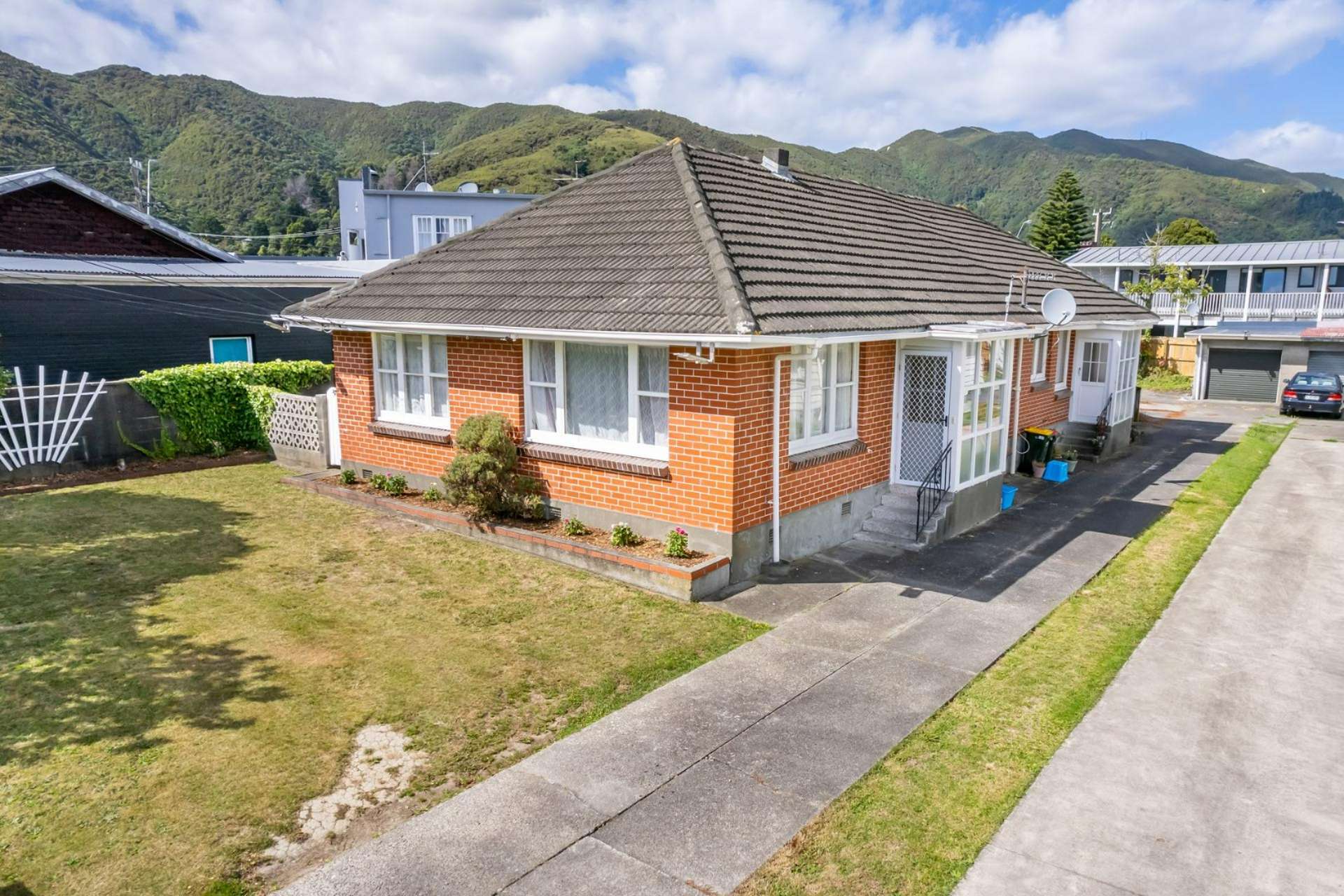 1 Fairfield Avenue 1270_0