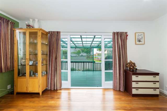 209 Sturges Road Henderson_1