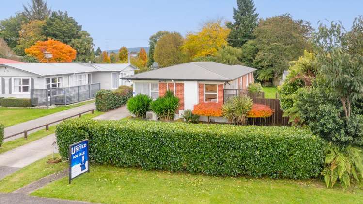 3 Norrie Place Hillcrest_11
