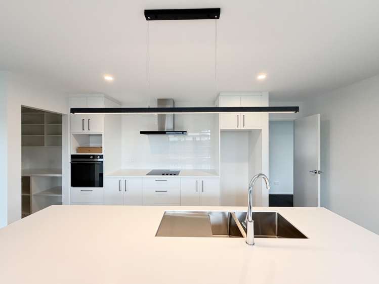  14 Morrison Avenue Elgin_5