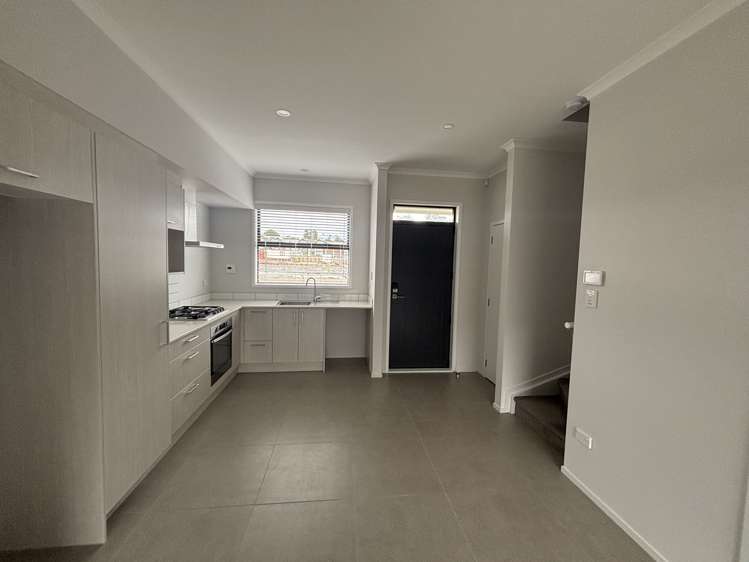 12 Kapia Road Westgate_2