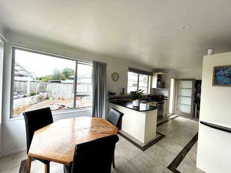 52 Wakeman Street Pahiatua_2