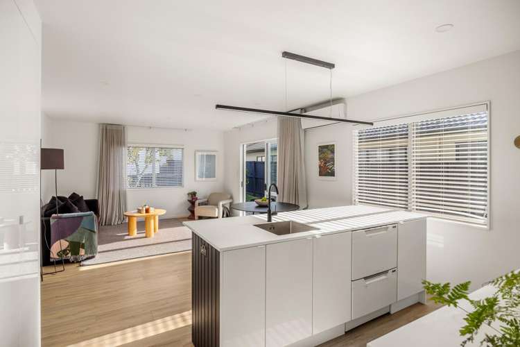 6B Lorraine Avenue Mount Albert_7