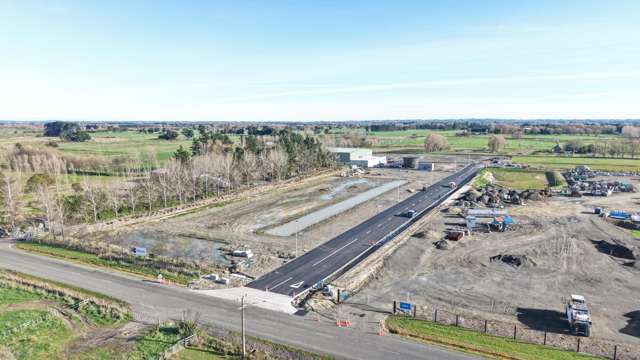 Brand-new, large central North Island warehouse