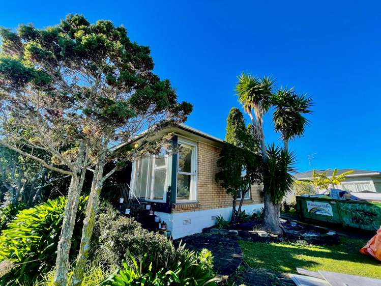 32 Walworth Avenue Pakuranga Heights_1