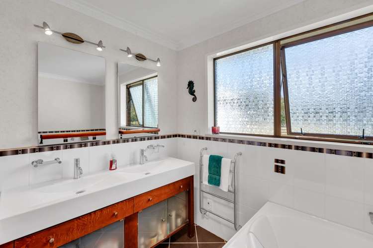 3 Albion st Lumsden_29