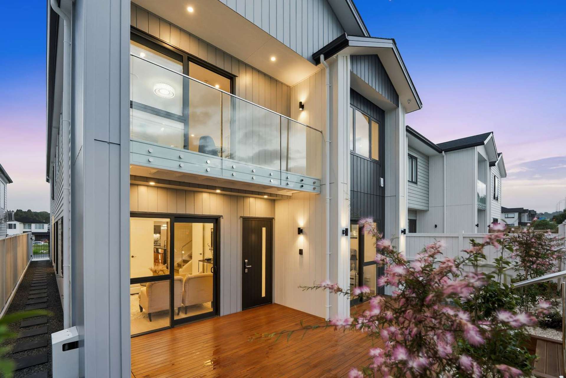 219B & 1/219B Murphys Road Flat Bush_0