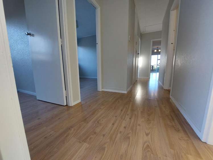 1/46a Captain Scott Road Glen Eden_8