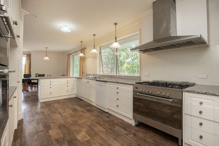 114 Polson Hill Drive Aokautere_14