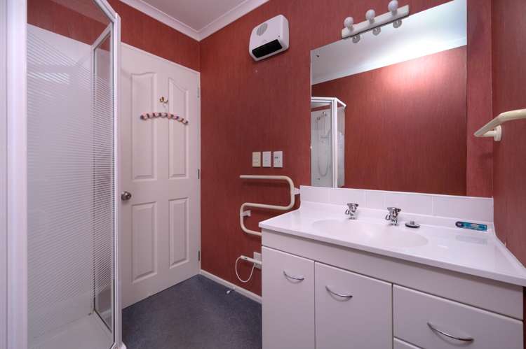 7 Ashdonleigh Grove Stoke_12